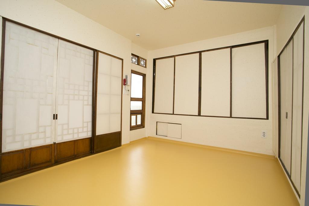 Nuri Hanok Guesthouse Seoul Exterior photo