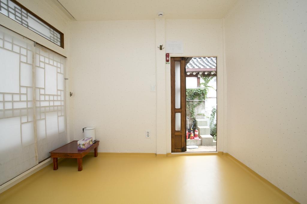 Nuri Hanok Guesthouse Seoul Exterior photo